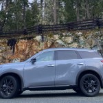 The Black Edition distinguishes itself with gloss-black 20-inch wheels, roof rails, grille surround and exterior badging.