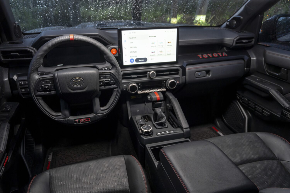 2025_toyota_4runner_interior