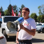 Kelowna's Rob Wilkinson told the protesters that the demonstration at the ostrich farm is meant to be a peaceful one.