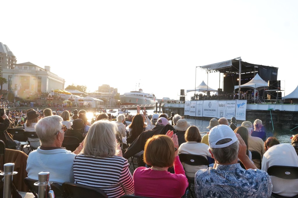 Tens of thousands packed Victoria’s Inner Harbour as Symphony Splash returned Aug. 4 after a five-year hiatus.
