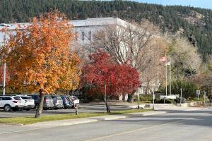 Williams Lake courthouse in November 2025. (Williams Lake Tribune)