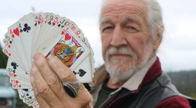 Guy Simmons wants to give back to the community with magic. (Ben Fenlon/Sooke News Mirror)