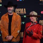 Tom Green with Kelowna RCMP Sgt. Laura Pollock on the CCMA red carpet.