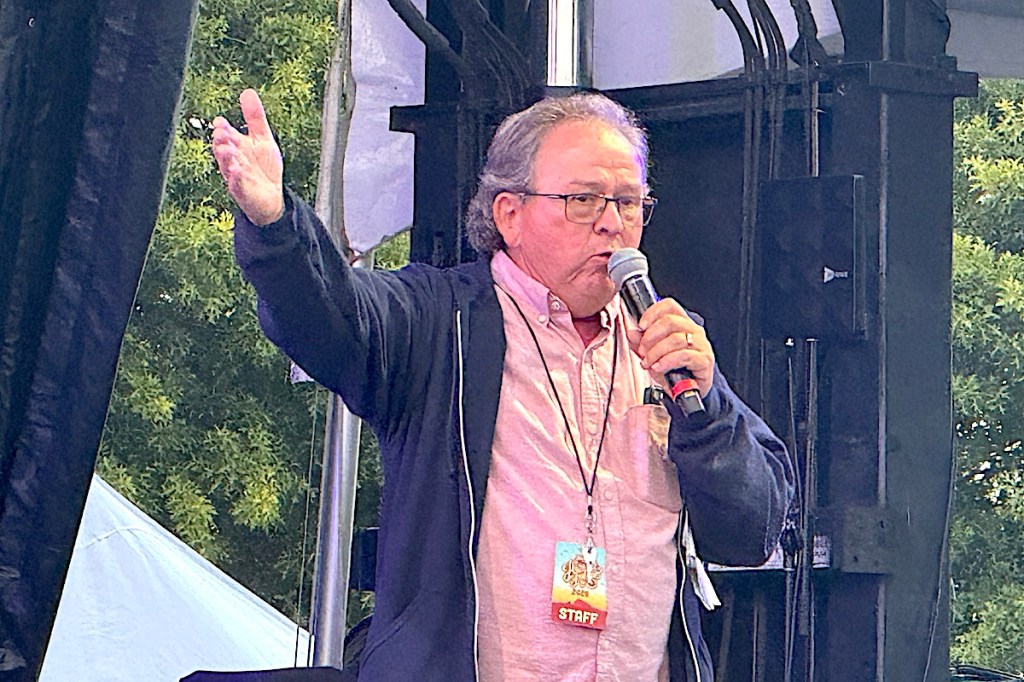Festival producer John Donnelly speaks to the crowd at Barnside Harvest Festival in Ladner on Saturday, Sept. 13, 2025.