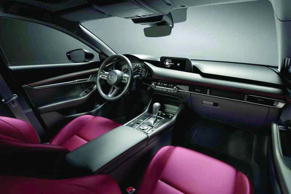 Lately, the focus for the Mazda3 has been on providing premium-finish interiors, even for base trims, that avoid the stripped-down basic-transportation appearance. The instrument cluster has a trio of easy-to-read round gauges is set inside a stylish soft-touch dashboard. PHOTO: MAZDA