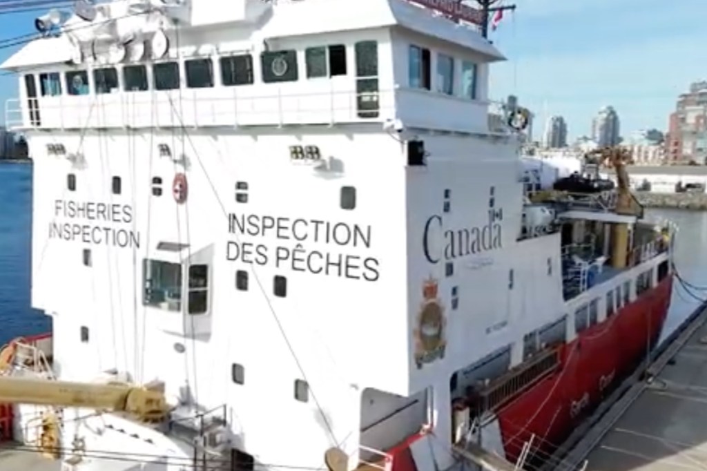 Fishery officers and support personnel patrolled 17,773 km while onboard the Canadian Coast Guard vessel CCGS Sir Wilfrid Laurier, a high-endurance, multi-purpose vessel that is also a light icebreaker and is biofuel capable.