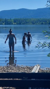 Fall Fair goers take a detour to cool off in Lake Kathlyn.
