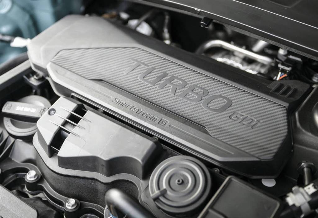 For 2024, the optional turbocharged 1.6-litre four-cylinder is rated at 195 horsepower, up 20 from before. It’s mated to an eight-speed automatic transmission. PHOTO: KIA