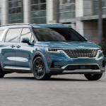 The wide rear pillar and the shorter section of side glass give the impression the Carnival is as much utility vehicle as minivan. That’s not the case, however, as the Carnival does not offer all-wheel-drive. PHOTO: KIA