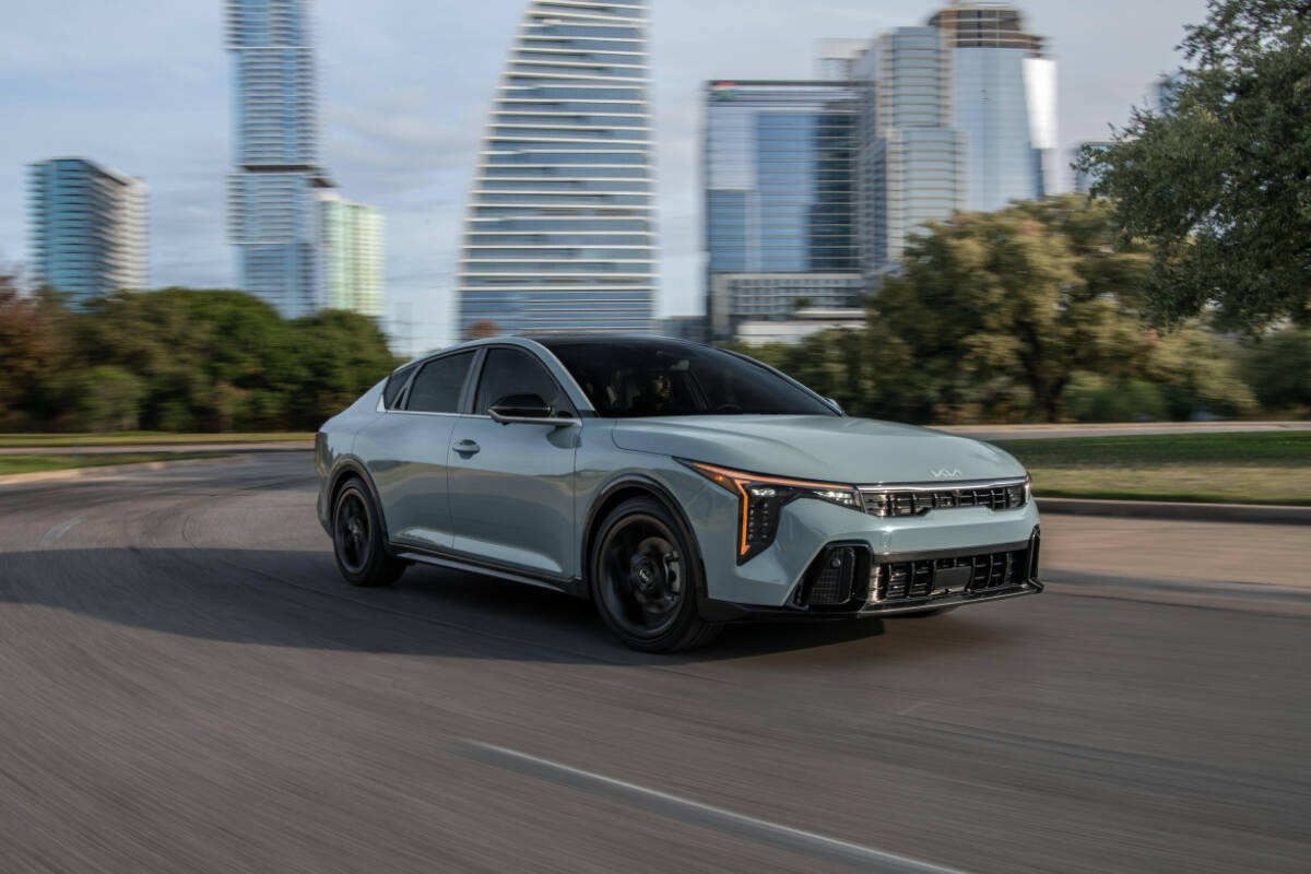 web1_251030-auto-2025-kia4_2