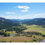 A former Buddhist retreat in the Kettle Valley is for sale.